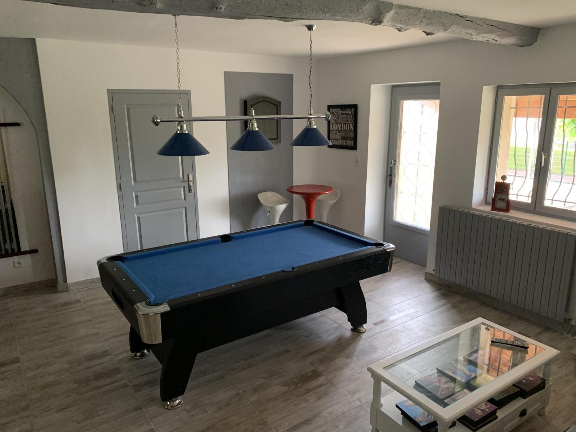 Saint-Germain-des-Fosses Maison Piscine Et Jacuzzi מראה חיצוני תמונה