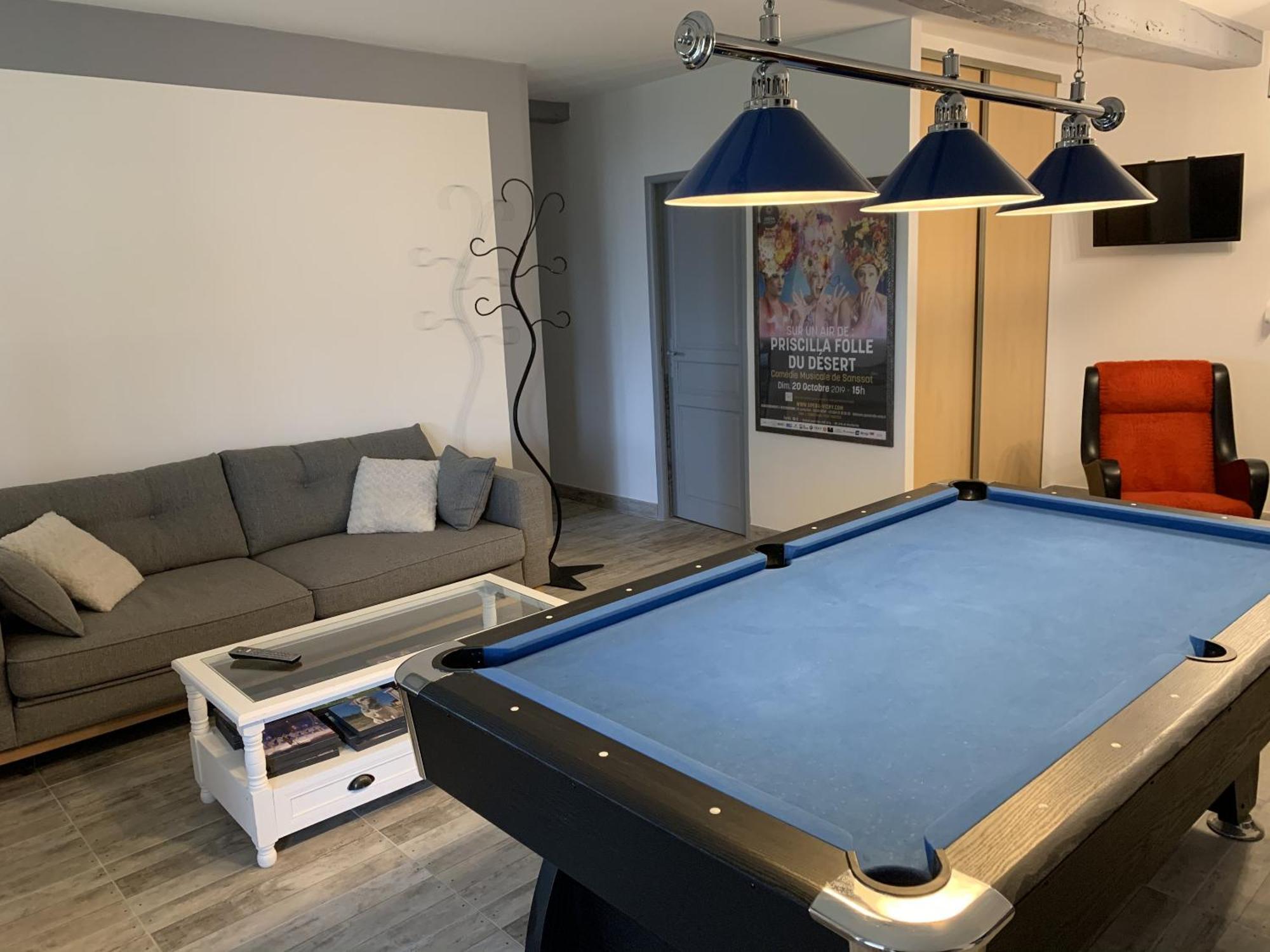 Saint-Germain-des-Fosses Maison Piscine Et Jacuzzi מראה חיצוני תמונה